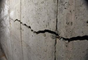 Crack in basement wall