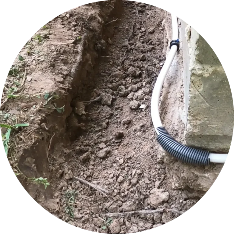 Slabsure 6 Tubing in trench