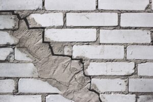 Blog 10 foundation cracks