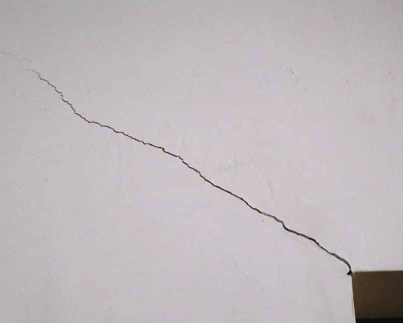 Wall Crack